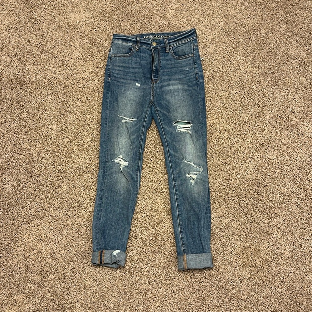 American Eagle Outfitters Women's Blue Distressed Jeans